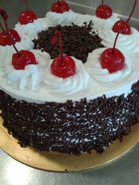 black forest cake Simple Black Forest Cake, Disney Theory, Black Forest Cake, Forest Cake, Cake Designs Birthday, Black Forest, Love Is Sweet, Cake Designs, Forest