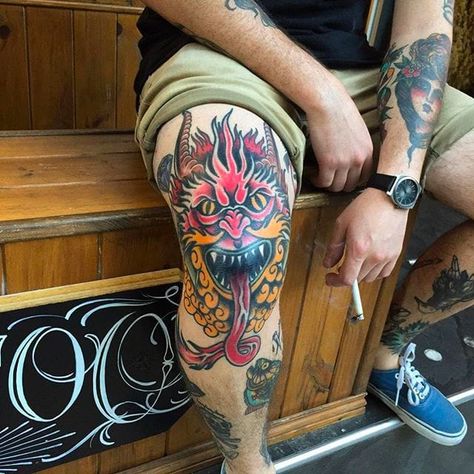 Traditional Tattoo Knee, Kneecap Tattoo, Tattoo Above Knee, Tattoo Knee, Tattoo Over Scar, Traditional Style Tattoo, Traditional Tattoo Sleeve, Inspiration Tattoos, Octopus Tattoo