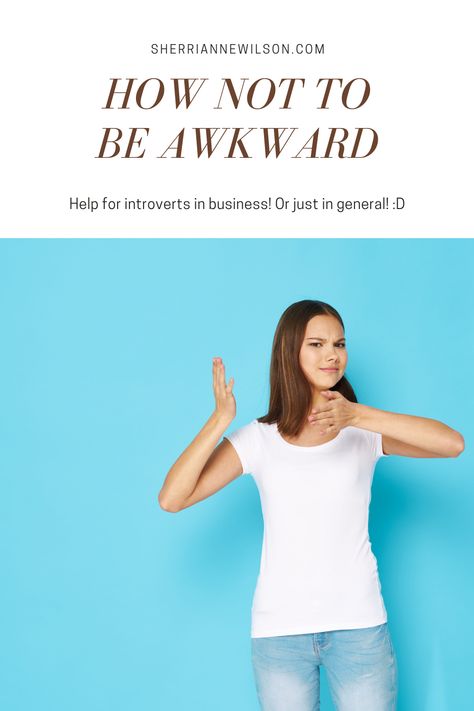 The fear of being awkward actually makes us intoverts more awkward! So how do you not fear being awkward? I give you several quick and easy tips to stop the awkward! 🤣 How To Stop Being Awkward, How To Not Be Awkward, Anne Wilson, Art Of Persuasion, Chin Hair, So Weird, Introverted, The Fear, Household Hacks