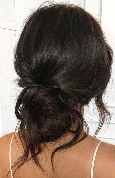 boho updo, voluminous updo, updo hairstyles, updo 2022, hairstyles, upstyle hairstyles, textured updo, messy updo, wedding updo hairstyles 2022, updo hairtyles 2022 Bridal Wedding Hairstyles, Messy Low Bun, Low Bun Hairstyle, Bridesmaid Hair Inspo, Messy Hair Updo, Simple Bridesmaid Hair, Low Bun Hairstyles, Guest Hair, Bridesmaid Hair Makeup