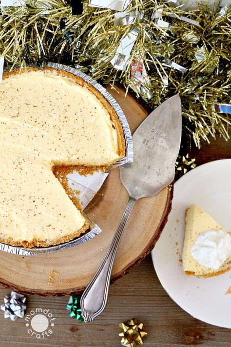 No Bake Eggnog Cheesecake Recipe, a delicious and creamy no oven delight perfect for your holiday dessert tables, Mini Eggnog Cheesecakes for the WIN! No Bale Cheesecake, No Bake Eggnog Cheesecake, Croque Madam, Mini Eggnog Cheesecake, Eggnog Cheesecake Recipe, Holiday Recipes Christmas Desserts, Eggnog Pie, Holiday Deserts, Christmas Desserts Cakes