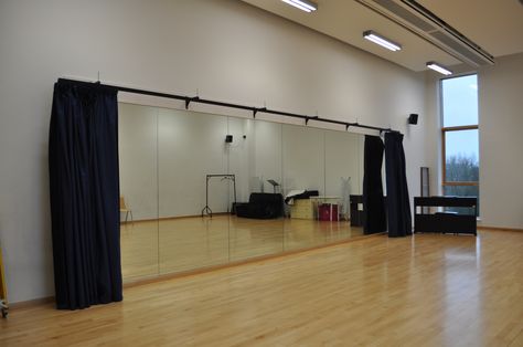 Our Optimax Studio Mirrors and Duratrack Curtains installed in 4 studios at Guildford School of Music & Drama.  www.theballetbarrecompany.com/curtains Dance Floor Vinyl, Dance Mirrors, Gym Mirrors, Dance Rooms, Music Studio Room, Home Storage Solutions, Music School, Studio Room, News Studio