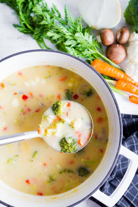 A delicious recipe for Garden Vegetable Chowder! Find it over at mynameissnickerdoodle.com Garden Chowder, Snickerdoodle Recipes, Vegetable Chowder, Thanksgiving Leftover, Super Easy Dinner, Chowder Soup, Butter Milk, Garden Vegetable, Snow Cone