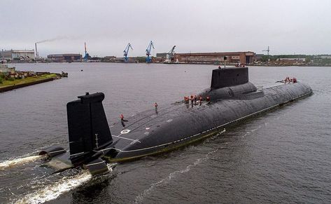 Typhoon Submarine, Akula Class Submarine, Russian Nuclear Submarine, Largest Submarine, Navy Coast Guard, Russian Submarine, Das Boot, Nuclear Submarine, Navy Ships