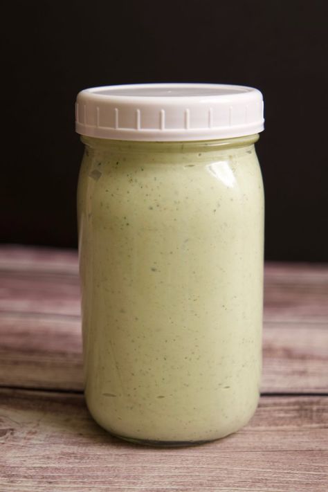 Tomatillo Sauce | Cooks With Passion Tomatillo Crema, Parsley Smoothie, Vegan Weight Gain, Tomatillo Recipes, Poached Eggs On Toast, 20 Grams Of Protein, Canning Salsa, Tomatillo Sauce, Sour Cream Chicken