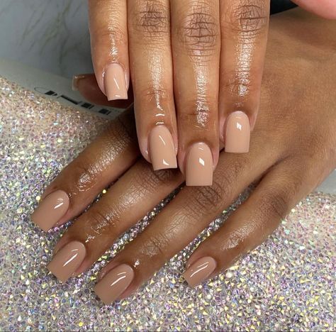 L Nails, Ongles Beiges, Ballerina Acrylic Nails, Classy Nail Art Ideas, Acrylic Nails Nude, Acrylic Toe Nails, Diy Acrylic Nails, Nude Nail Designs, Ombre Acrylic Nails