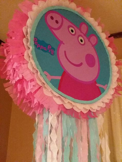 Pig Pinata, Peppa Pig Pinata, Peppa Pig Birthday Party Decorations, Peppa Pig Funny, Peppa Pig Birthday Party, Pepa Pig, Peppa Pig Party, Pig Party, Peppa Pig Birthday