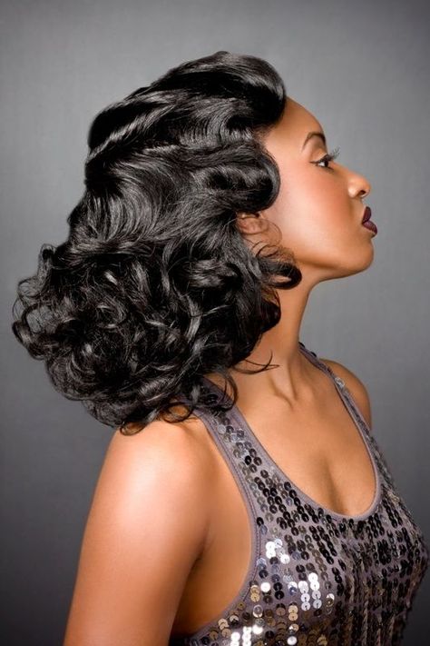 1920 Hairstyles, 20s Hair, Look Gatsby, 1920s Theme, Finger Wave Hair, 1920s Hair, American Hairstyles, Vintage Wedding Hair, Finger Waves