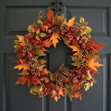 Fall Wreath September Tablescapes, Grapevine Pumpkin, Fall Hydrangea Wreath, Fall Hydrangea, Fall Decor Wreaths, Fall Leaf Wreaths, Fall Acorns, Rustic Door, Easy Fall Crafts