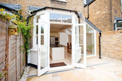 bay window extension | Side Return Extension opening to the porch | From the Inside Out ... Kitchen Door Designs, Pergola Outdoor, Window Seat Kitchen, Side Return Extension, Victorian Terraced House, Bay Door, Victorian Terrace House, Side Return, Room Extensions