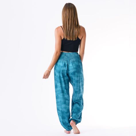 Tahoe Harem Pants – LotusAndLuna Green Wide Leg Pants, Comfy Lounge Pants, Comfy Lounge, The Turning, Harem Pants Women, Peacock Green, Comfy Pants, Rip Curl, Body Suit