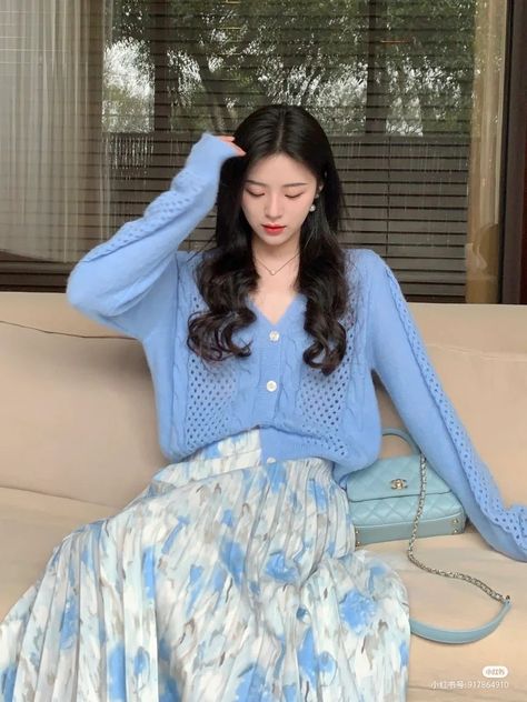 Outfit Summer Korean, Blue Outfit Summer, Cardigan Ideas, Flowy Dress Casual, Elle Fanning Style, Corset Fashion, Women Dresses Classy, Dress Women Elegant, Quick Outfits