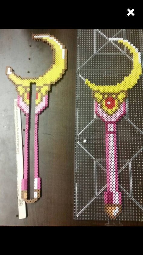 Sailor Moon Perler, Sailor Moon Wand, Sailor Moon Wands, Perler Beads Ideas, Modele Pixel Art, Easy Perler Bead Patterns, Pixel Beads, Pearl Beads Pattern, 3d Perler Bead