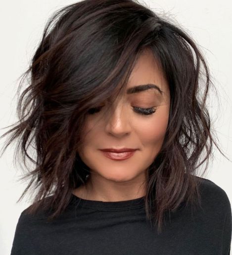 Shaggy Tousled Long Bob For Straight Hair Haircut Thick Hair, Short Textured Hair, Long Bob Haircuts, Lob Haircut, Long Bob Hairstyles, Trending Hairstyles, Bob Haircuts, Long Bob, Hair And Makeup