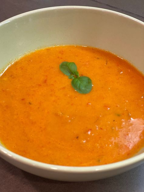 Roasted Carrot and Red Pepper Soup — pattysplate Red Pepper Soup Recipe, Carrots In Oven, Pepper Soup Recipe, Plant Based Meal, Roasted Carrot, Red Pepper Soup, Vegan Plant Based, Butternut Squash Recipes Soup, Soup Dish