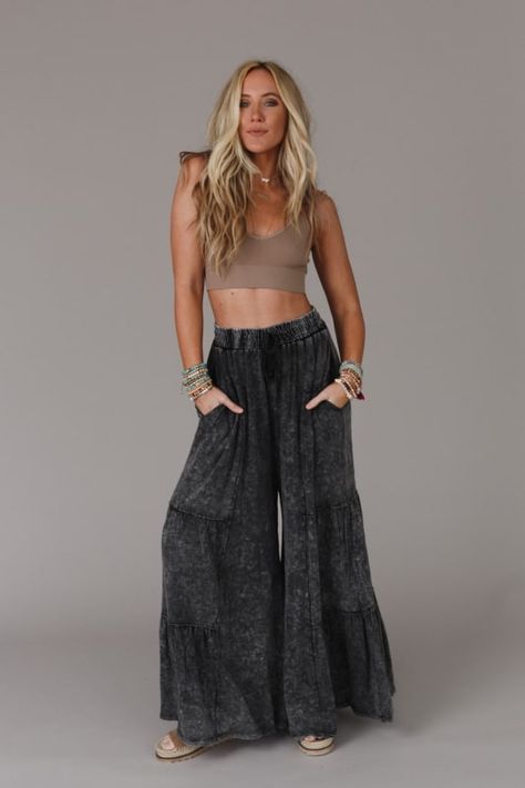 Take your boho style to the next level with these comfortable and chic pants, the Called A Dreamer Washed Wide Leg Pant! Perfect for any occasion, these pants will quickly become your go-to choice because they feature: So comfortable, mineral washed, Cotton fabric Loose and flowy silhouette Elastic, drawstring, high-ri Casual Boho Outfits, Teacher Fits, Chic Pants, Padded Bralette, Flowy Pants, Wide Leg Pant, Wide Pants, Boho Casual, Boho Outfits