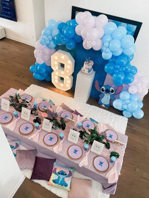 Stitch Birthday Party | CatchMyParty.com Girls Stitch Birthday Party, Stitch Birthday Party Ideas For Boys, Stitch Birthday Party Decorations, Stitch Birthday Party Ideas, Lilo Stitch Birthday Party, Lilo And Stitch Birthday Party, Lilo And Stitch Birthday, Stitch Birthday Party, Stitch Party