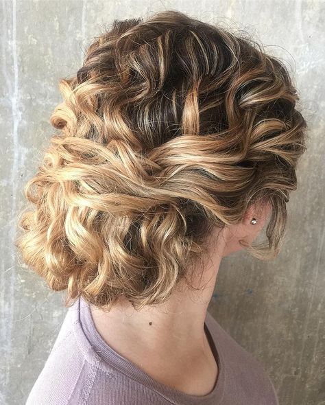 Check Out our 24 Easy-to-Do Updos, Perfect for Any Occasion | NaturallyCurly.com Curly Hair Updo Easy Natural Curls, Curly Hairstyles Updo, Mob Hair, Formal Hairdos, Curly Chignon, Curly Updos, Bridesmaid Hair Side, Bridesmaid Updo, Pageant Hair