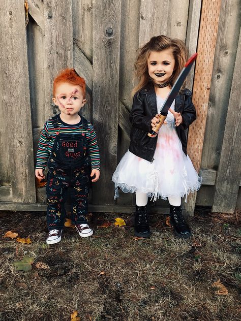 Chucky and his bride, sibling costumes, toddler duo costumes. Chucky and Tiffany. Chucky Halloween Costume Toddler, Scary Toddler Costumes, Diy Chucky Costume, Sibling Costumes, Chucky And His Bride, Chucky Halloween Costume, Bride Of Chucky Costume, Chucky And Tiffany, Sibling Halloween Costumes