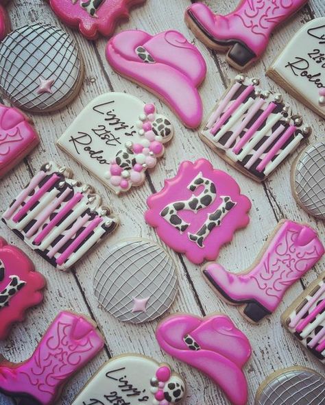 Cowgirl Cookies, 21st Birthday Themes, Rodeo Birthday Parties, 21st Bday Ideas, Western Birthday Party, Rodeo Party, Cookie Cake Birthday, Rodeo Birthday, Western Birthday