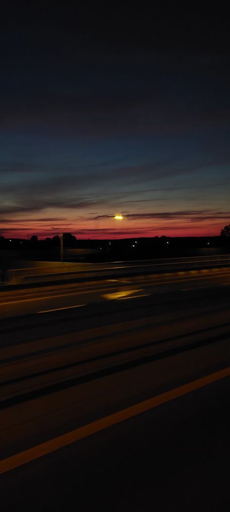 Real Sky Pics Night, The Night We Met Wallpaper, Night Time Sunset, Late Nights Aesthetic, Late Night Vibes Aesthetic, Late Night Pictures, Sunset At Night, Late Night Drives Aesthetic, Late Night Pics