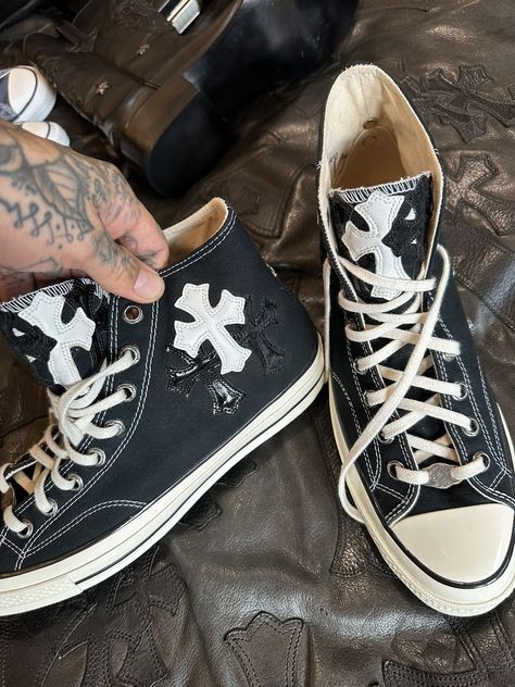 Chrome Hearts Photoshoot, Chrome Heart Converse, Chrome Hearts Converse, Chrome Hearts Shoes, Hearts Converse, Chrome Hearts Fashion, Heart Converse, Cross Shoes, Cross Patch