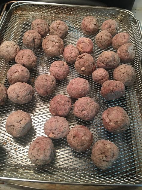 Keto / Carnivore Meatballs « Keto Naturopath Carnivore Meatballs, Dairy Free Meatballs, Meatballs Keto, Venison Meatballs, Keto Meatballs, Keto Carnivore, Cheese Stuffed Meatballs, Crock Pot Meatballs, Keto Beef Recipes