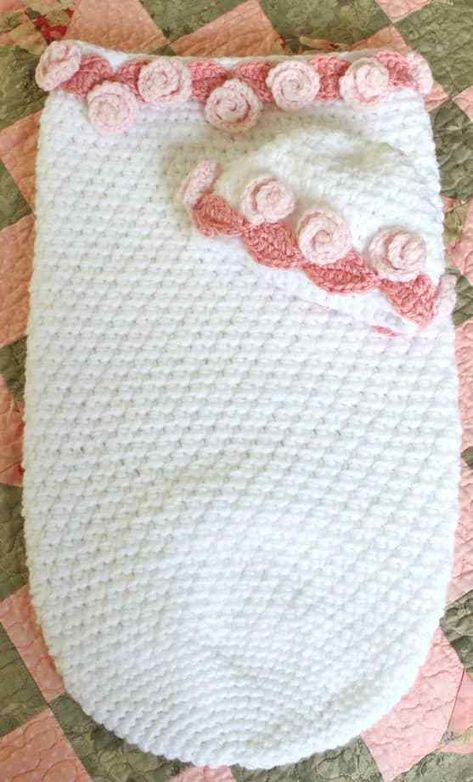 Crochet Swaddle, Crochet Baby Cocoon Pattern, فن النسيج, Newborn Cocoon, Baby Cocoon Pattern, Preemie Crochet, Crochet Cocoon, Crochet Baby Cocoon, Crochet Christmas Stocking