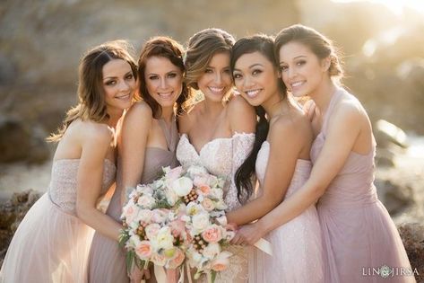 Four Bridesmaids, Wedding Party Poses, Bridesmaid Poses, Wedding Photography Bridal Party, Bridal Prep, Wedding Picture Poses, Bridesmaids Photos, Wedding Photography Styles, Bridal Party Photos