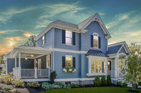 Rustic Craftsman, James Hardie Siding, Victorian Exterior, Luxury Ranch, Hardie Siding, Blue Paint Colors, Traditional Exterior, Custom Built Homes, Exterior Paint Colors