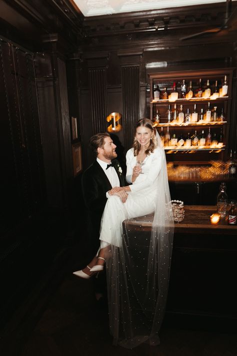 Atlanta Elopement Photography, Restaurant Wedding Aesthetic, Wedding At A Restaurant, Wedding At A Bar, Winter Wedding City, Nyc Bar Wedding, Winter City Elopement, Intimate Restaurant Wedding, Restaurant Wedding Photos