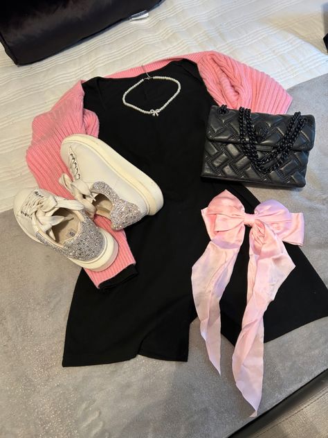 Outfits With Bows, Stylish Outfits Casual, Leather Mini Bag, Latina Fashion Outfits, Fasion Outfits, Fashion Top Outfits, Stylish Summer Outfits, Causual Outfits