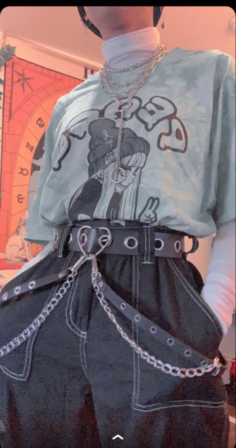 Hot Topic Outfits Men, Hot Topic Worker, Hot Topic Outfits Cute, Hot Topic Outfits Grunge, Hot Topic Outfits Aesthetic, Hot Topic Outfits, Clothes Manifestation, Hot Topic Aesthetic, Dressing Outfits