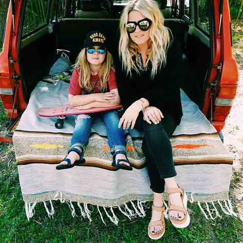 Teva: Style with Edge: The Co-Founders of Ascot & Hart Share Their Picks for | Milled Teva Flatform Outfit, Teva Style, Teva Flatform, Mother Daughter Pictures, With Mom, Mama Bear, New Wardrobe, Family Pictures, Mother Daughter