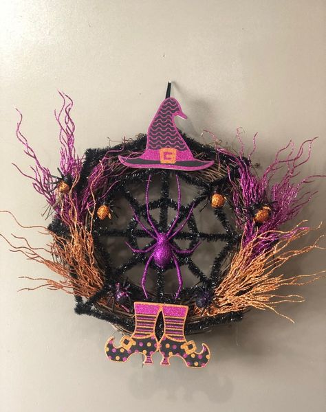 Dollar Tree Spider Web Wreath, Dollar Tree Spider, Diy Spider Web, Spider Web Wreath, Diy Spider, Halloween Mesh Wreaths, Dollar Tree Halloween, Happy Halloween Witches, Hot Glue Gun