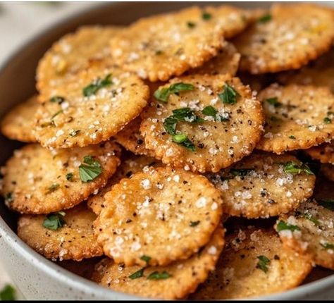 Garlic Bread Ritz Bits – Easy Family Recipes Garlic Bread Ritz Bitz, Garlic Ritz Bits Crackers, Crispy Garlic Bread Ritz Bits, Garlic Ritz Cracker Recipes, Garlic Bread Bits, Garlic Ritz Crackers, Easy Ritz Cracker Snacks, Garlic Ritz Bits, Garlic Bread Ritz Bits Recipe