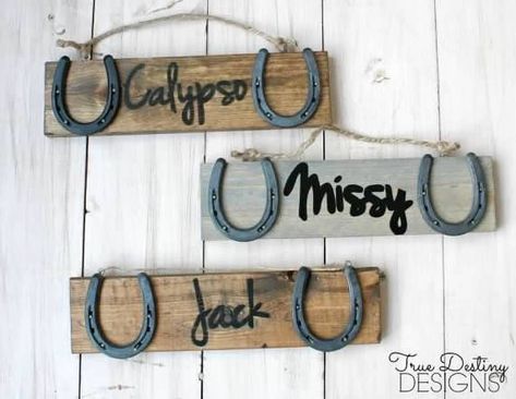 Horse Stall Decorations, Horse Barn Decor, Horse Signs, Horse Stall Sign, Stall Decorations, Horse Bedroom, Western Room, Horse Room, Horse Barn Ideas Stables