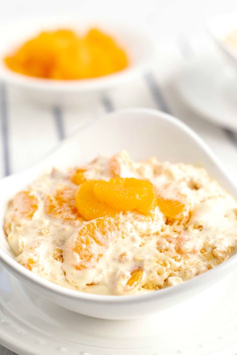 Mandarin Orange Dessert is a delicious, easy orange flavored dessert with a sweet and salty edge to it due to the crushed Ritz Cracker bottom layer. Mandarin Orange Dessert, Mandarin Orange Dessert Recipes, Orange Recipes Dessert, Picnic Desserts, Orange Dessert, Football Parties, Kid Desserts, Easy To Make Desserts, Creamy Desserts