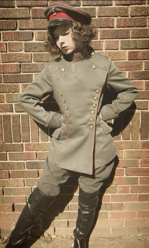 Soldier Girl, Female Military, Soviet Fashion, Pilot Uniform, German Outfit, 1910s Fashion, German Uniforms, Female Soldier, Army Uniform