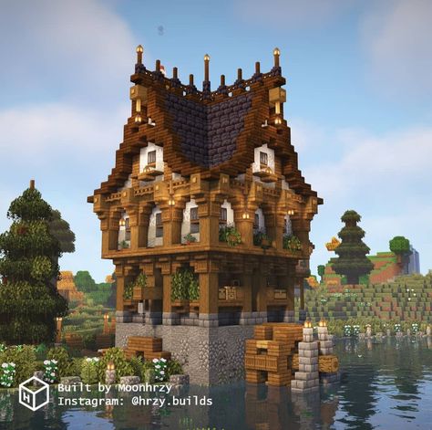 Medieval Manor Minecraft, Giant Minecraft Houses, Tall Minecraft Houses, Minecraft Midevil House Ideas, Medieval Minecraft Village, Minecraft House Medieval, Minecraft Custom Village, Medieval Minecraft Houses, Minecraft Beautiful House