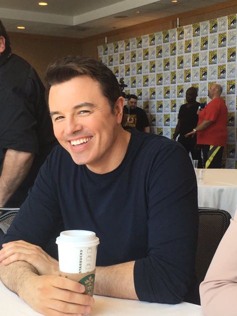 Oh Geez....that man and his smile. Seth Mcfarlane, Cleveland Show, Seth Macfarlane, Deeply In Love, American Dad, Stuff And Thangs, Celeb Crushes, Comic Collection, Handsome Man