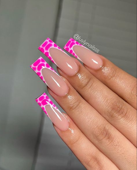 Painted Acrylic Nails, Lux Nails, Pink Tip Nails, Ombre Acrylic, Color For Nails, Girly Acrylic, Ombre Acrylic Nails, French Nail Art, Girly Acrylic Nails