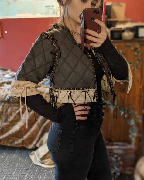 Female Gambeson, Larp Fashion, Medieval Crafts, Medieval Festival, Medieval Garb, Ren Fest, Study Break, Female Armor, Larp Costume