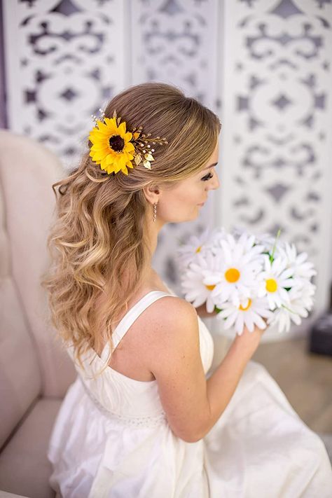 Sunflower Headpiece, Sunflower Hair Clip, Veil Hair, Sunflower Hair, Wedding Favours Luxury, Bride Hair Piece, Flower Hair Pieces, Hair Comb Bridal, Bridal Flower Crown