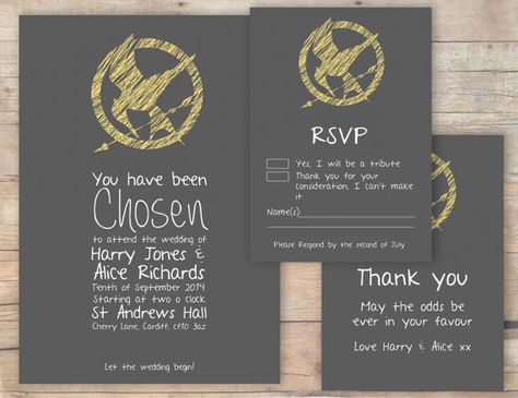 Hunger Games Wedding Invitation RSVP and Thank You by FlurgDesigns, £15.00 Gamer Wedding Invitations, Kawaii Invitation, Hunger Games Wedding, Hunger Games Theme, Wedding Styles Themes, Hunger Games Party, Gamer Wedding, Kylie Birthday, Geeky Wedding