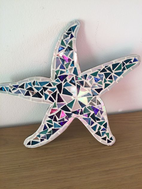 Starfish Mosaic, Seahorse Mosaic, Mosaic Sea Life, Bali Ideas, Mosaic Tiles Crafts, Coastal Patio, Mosaic Rocks, Mosaic Kits, Tile Mosaic