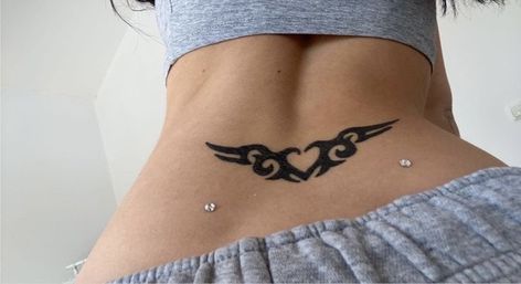 Back Dermal Piercing, Back Dimple Piercings, Microdermal Piercing, Dimple Piercing, Back Piercings, Nail Piercing, Cool Piercings, Cute Piercings, Dermal Piercing