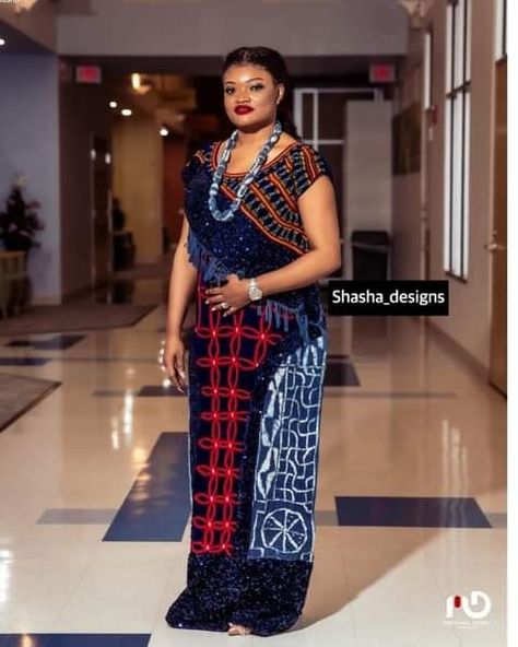 Bamenda Traditional Dress, Toghu Cameroon, 10 Birthday, Fashion Traditional, Ankara Dresses, African Fashion Traditional, African Fashion Women Clothing, African Traditional Dresses, Design Dresses