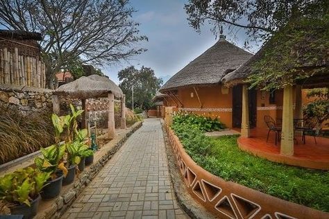 Gaushala Design, Afrocentric Architecture, Farm Community, Bali Style Home, Resort Cabins, Jungle Resort, Green Gardens, African Architecture, African House