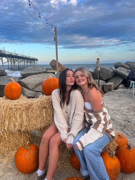 Fall Besties, Fall Girls Night, Outfit Ideas Cardigans, Girls Night Ideas, Halloween Carving, Carving Pumpkins, October Halloween, Carolina Beach, Fall Outfit Ideas